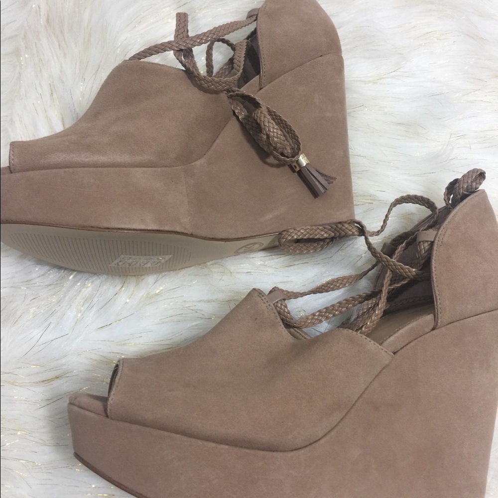 🔥NEW Michael Kors Hastings Lace-up Wedges